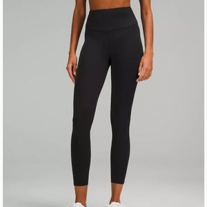 LuluLemon BLK Base Pace Tights